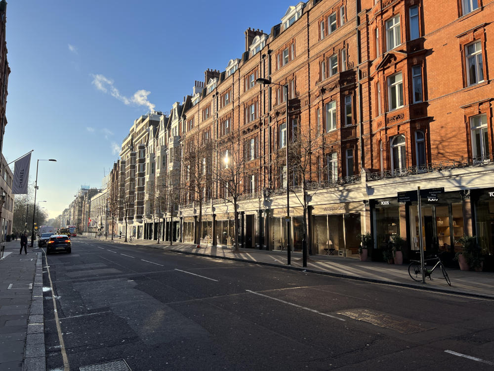 Wide view of Sloane Street